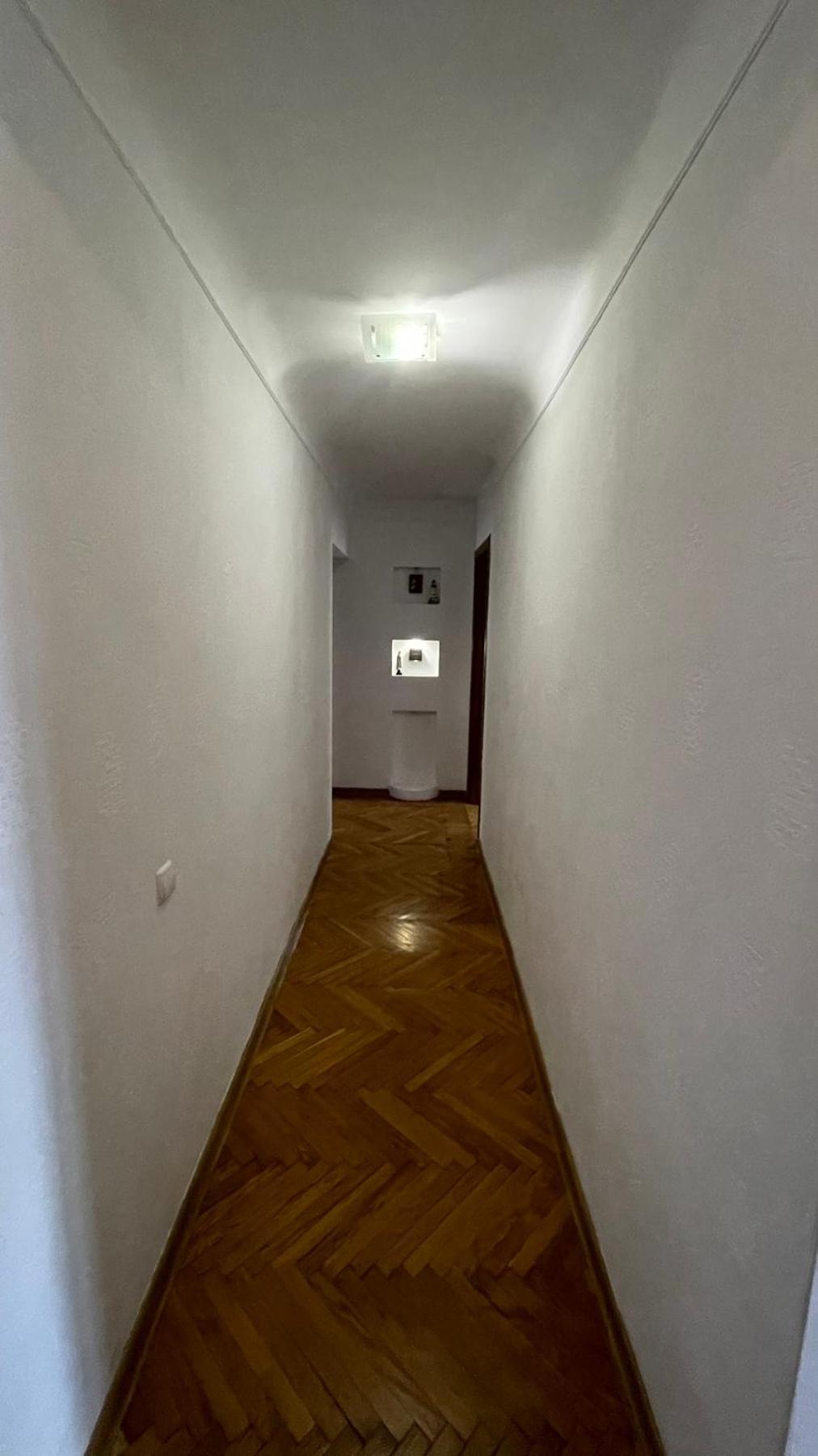 3- Х Комнатная Квартира В Центре Rivne Exterior photo
